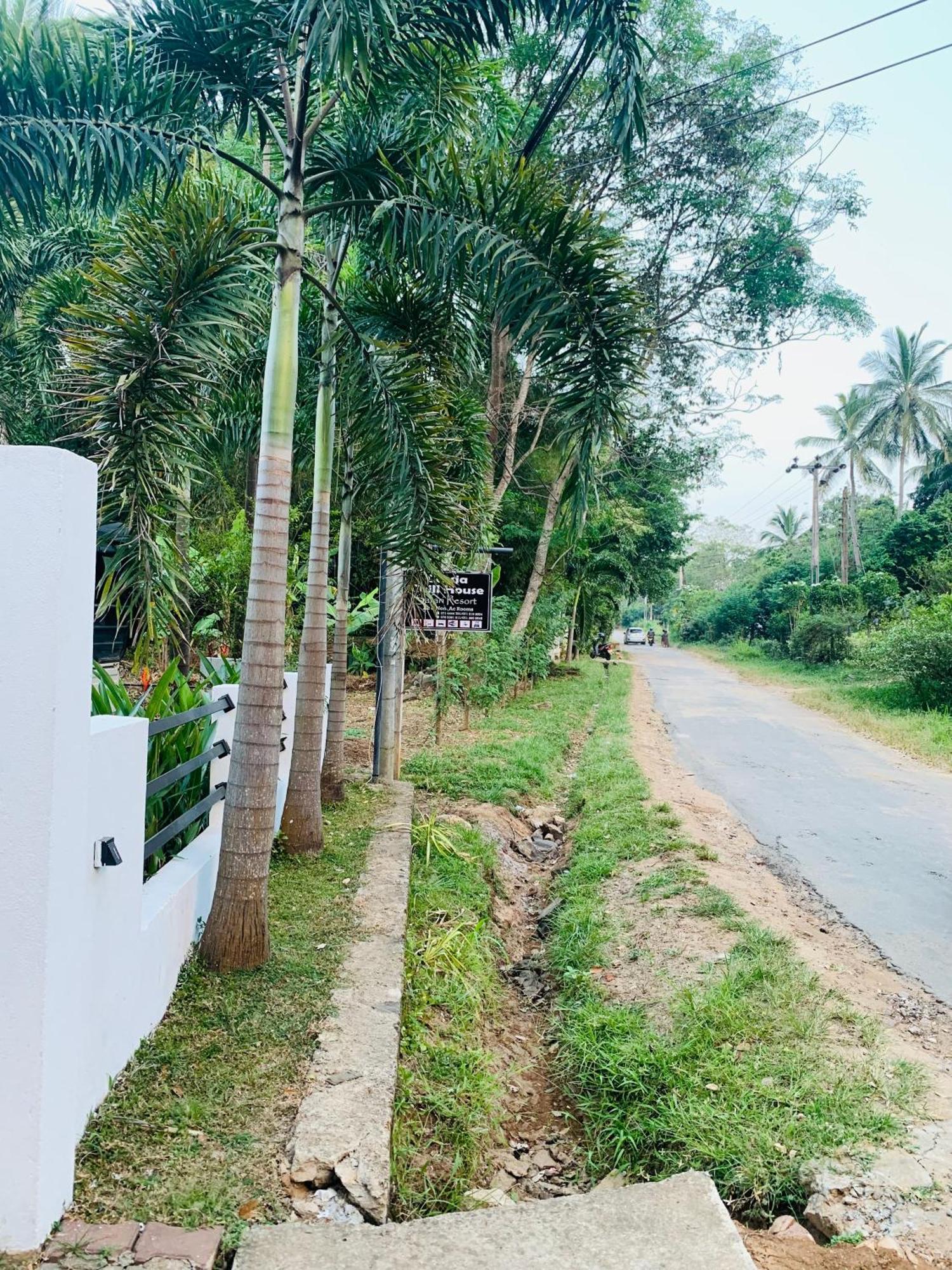 Chill House Safari Resort Udawalawe Exterior foto