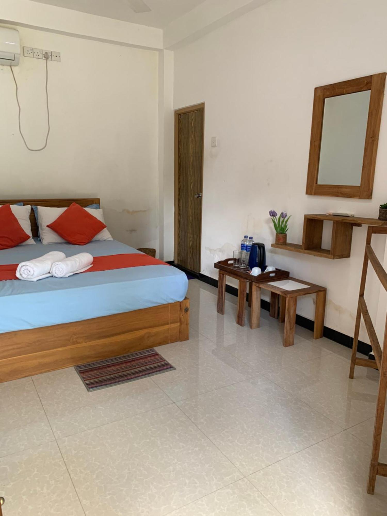 Chill House Safari Resort Udawalawe Exterior foto